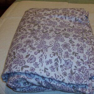 J C PENNEYS FULL SIZE SHEETS.PURPLE AND WHITE..NEW.BEEN WASHED.